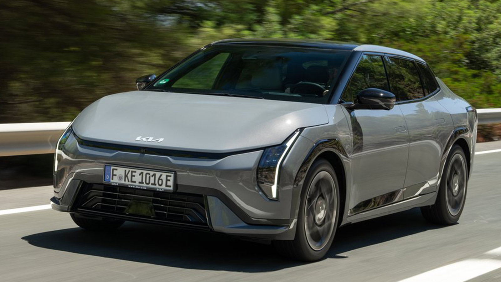 Η Kia έδωσε στο ηλεκτρικό EV4 τη μυρωδιά της βενζίνης! 